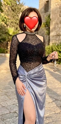 قياس ٣٦-٣٨ • ملبوس مرة • مندوب توصيل