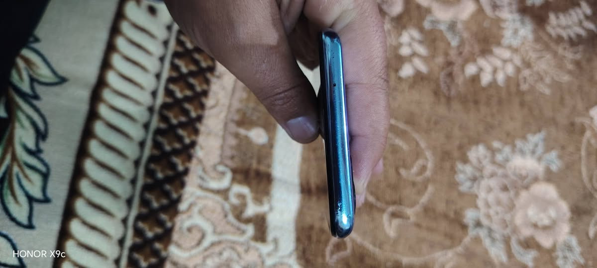 مبايل ريلمي realme Q3 pro📱
ببجي: 60 فريم فول سلاسة+
جيرو سكوب يدعم✅✅📈
الاصدار: kernel+Baseband📑
اصدار الاندرويد:  Android 11📑
المعالج: Qualcomm SDM768G🔱
ثمانية نواة، معالج قوي مخصص للألعاب🎮
RAM: 11💽
 ROM: 128GB💾 ذاكرة قابلة للتطوير
العنوان موصل جانب ايسر حي الانتصار 📌
علق و ارد على اي واحد 
للستفسار خاص


**إذا كنت صاحب هذا الإعلان وتريد حذفه لأي سبب، رجاءا أرسل رسالة إلى الدعم الفني**