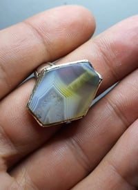 ماشاءالله…جزعة يمانية أصلية قديمة ملمعة فقط تلميع بسبب التكلسات والامل...