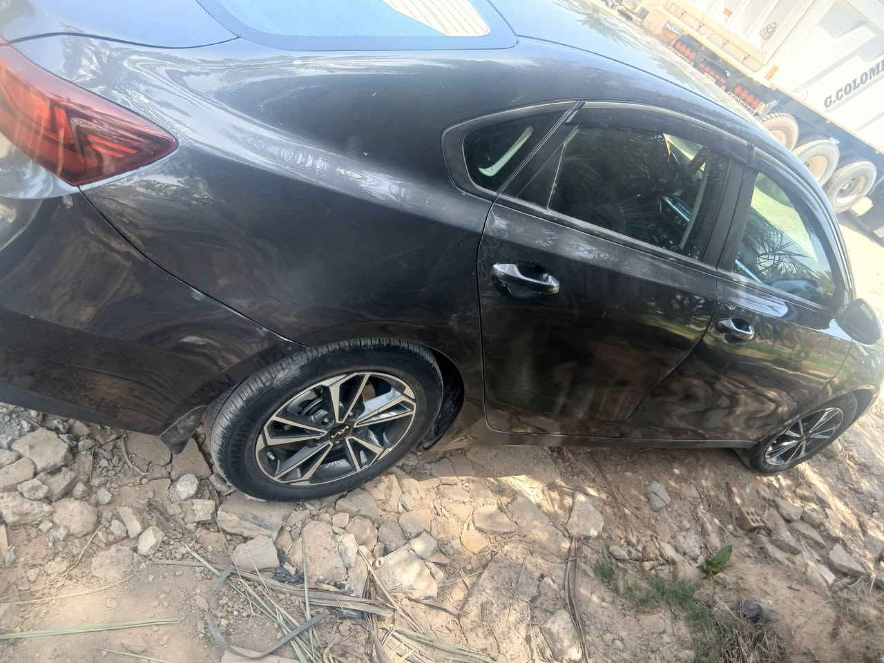 السلام عليكم 

كيه فورتي للبيع موديل ٢٠٢٤
مكينه الفين 
سياره امريكاا
سياره جديده ونظيفه 
حادثها بابين ع بارد 
رقمها بابل 
الرقم الهاتف؟؟
***********
***********
