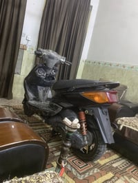 اخوتي سكنس فحل كابرتير الدراجه حلوه كلشي ماعوزها بس بيها صوت يمكن زنجي...