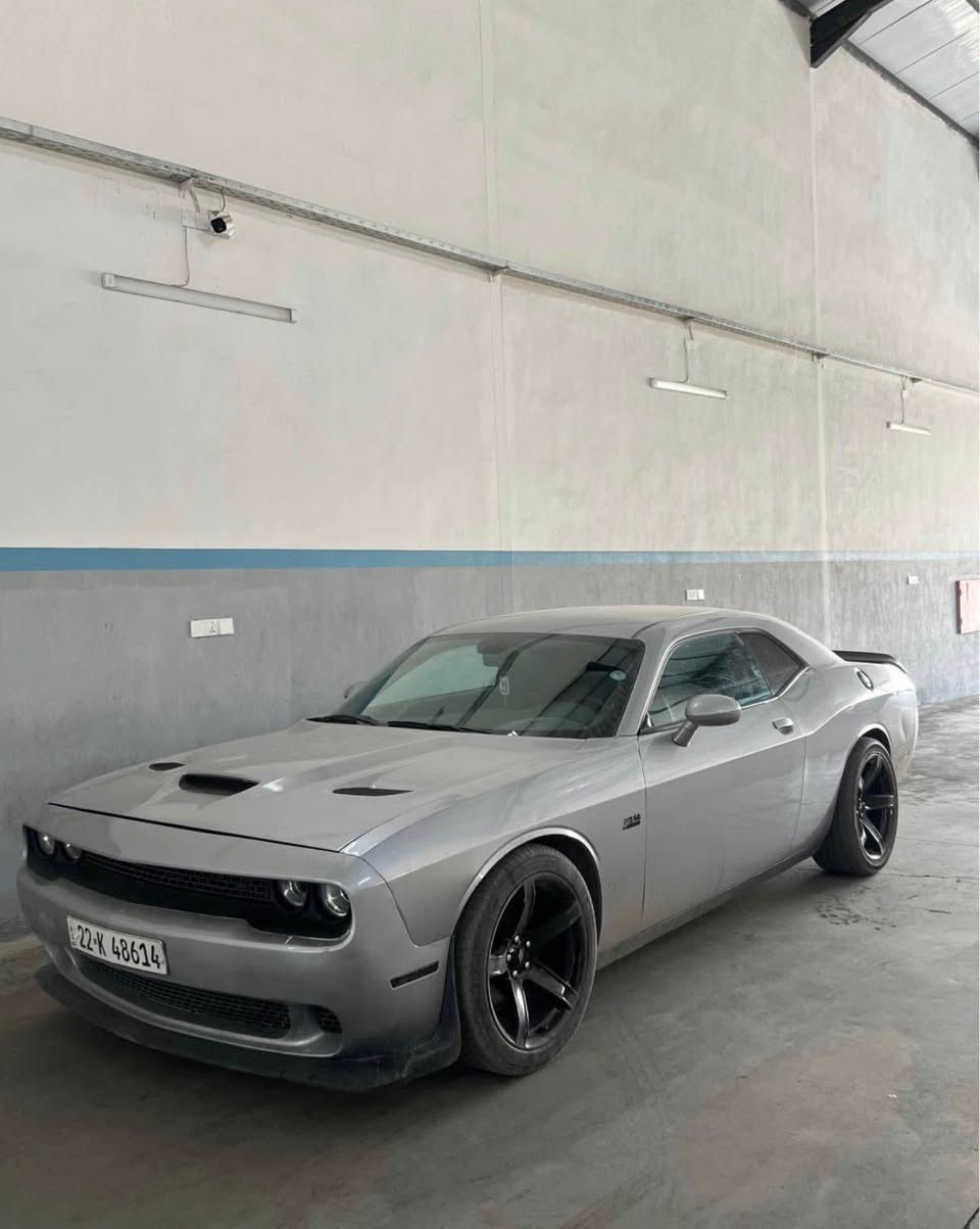 دوج جالينجر ٢٠١٦ موصفات sxt تا بليي سه ياره ي كي جوان و خاوينه ته نها جاملخي لاي سه كن بوياخه به بي ژؤري به بي ايرباك هه موو شتي به شه رت سحري  مه كينه ي كرايته وه به شترت هيج كيشه يه كي نيه ١٥٥كه ميك مه جالي تيدايه واتساب *********** أربيل, العراق
