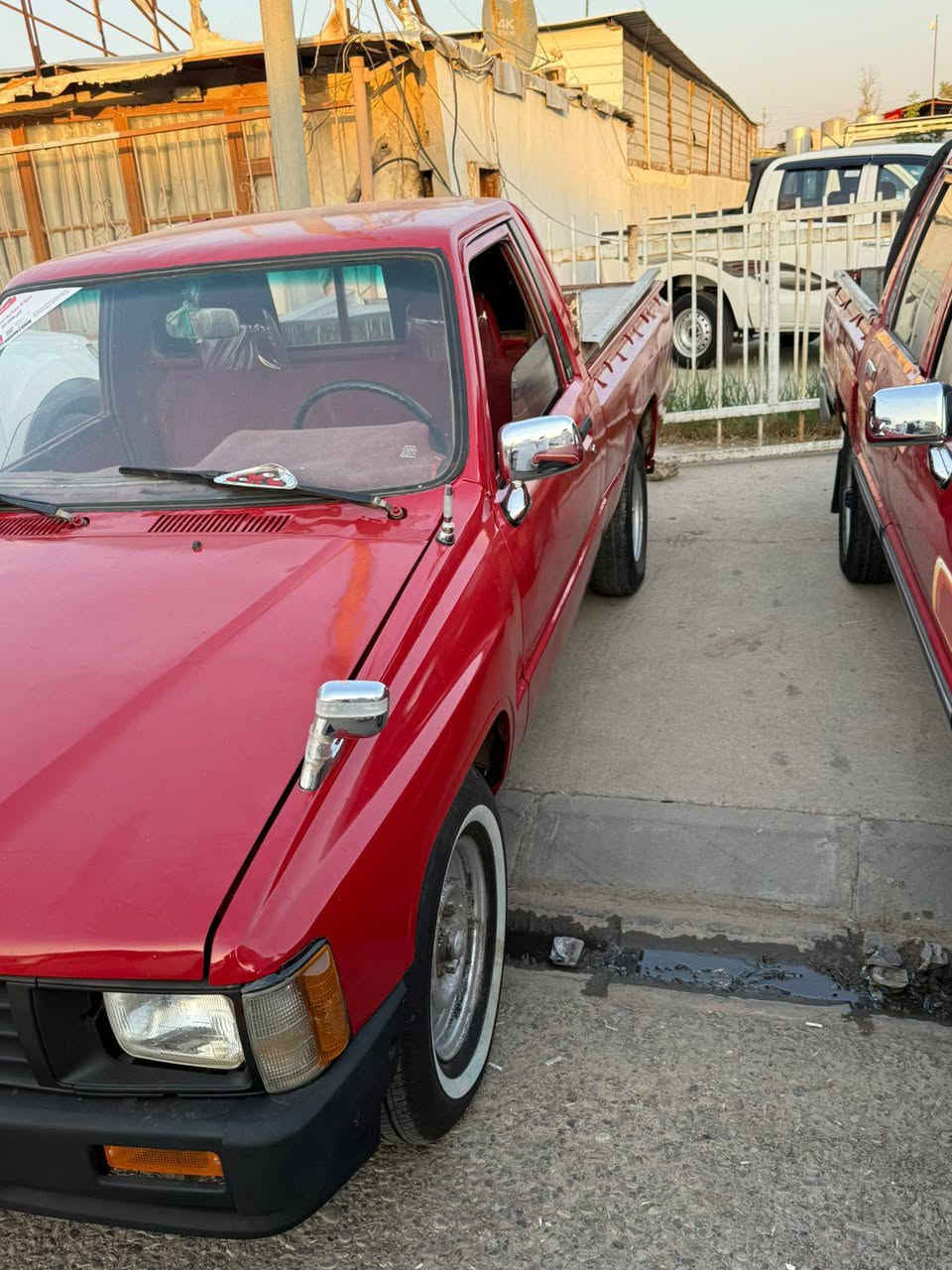 بيكم موديل 1985
صبغ عام تعمير جديد شرط كير ومحرك واكسل 
رقم بغداد جديد تحويل مباشر 
السعر 40 وبيها مجال قليل 
العنوان كركوك 
***********
