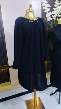 ملابس • اسود • توصيل