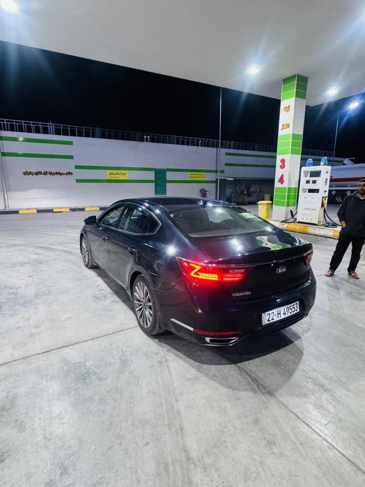 السلام عليكم كيا كادنزا موديل 2017 رقم اربيل دولي  مكينه V6   وارد امريكي حادثها خفيف جدأ
فول مواصفات
صبغ 3 قطع بدون ضرر فقط 
صبغ ماعده حادثها جاملغ
ايرباكات كلها سليمه 
1 بصمه ابواب 
2 بصمه تشغيل
3كشنات جلد
4تدفئه امامي خلفي
5خزن ميموري
6كشنات كهربائيه
7تبريد قطعتين
8اشاير بل مري
9مري شفط
10شاشه بلاديه
11كامره خلفيه بلاديه دواره 
12حساس امامي خلفي
13بلوتوث + كاربلاي+ USB 
14 تحكم ستيرن
15مانع انزلاق
16دبل اكزوز خلفي
18 داخل صاج 
19 حساسات ابواب
20 ويل رياضي بلادي
21ادامه عامه 
22 السونار وال حادث مرفق بل صور
23السعر143
***********
