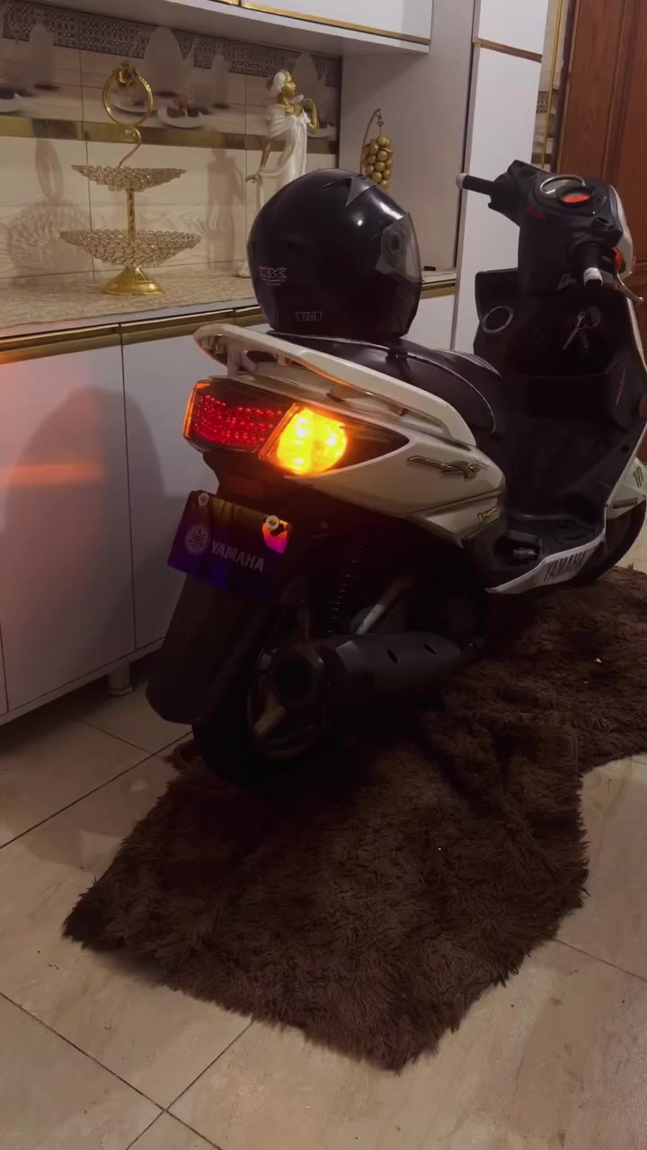 السلام عليكم سكنس فحل طلاعات 2011 الدراجه رمبه رمبه  وكفاله عامه الوراق كامله نزلته من الضلال عله يدي  وباقي التفاصيل خاص لحب يسئل المكان بغداد شعب او جميله السعر 1350 الرقم ***********
