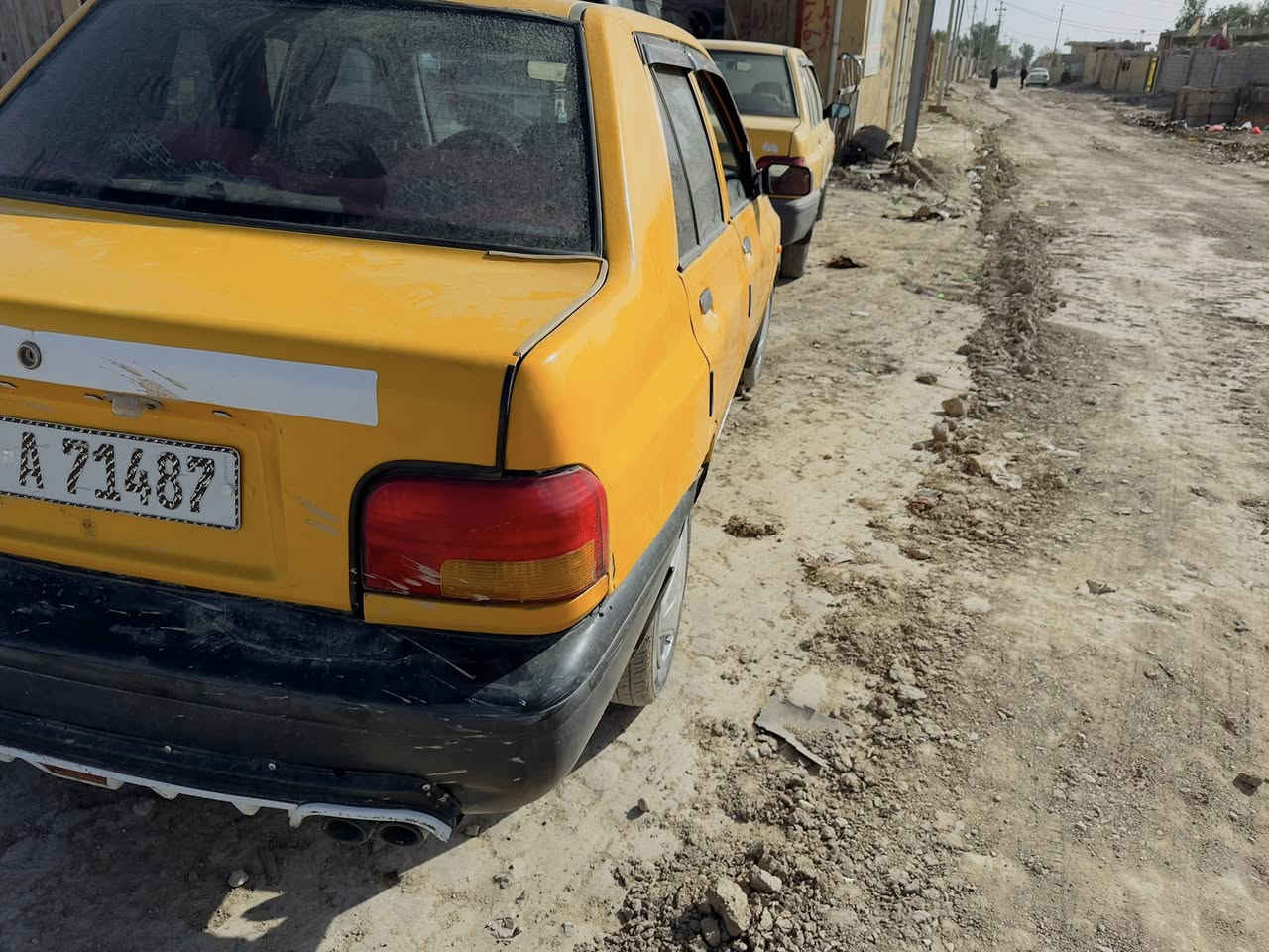 سايبه ١٨ سياره مال عيشه جاهزه بيها رشات صبغ بصيطات مكينه بخار بسمي بكان كوت مركز رقم نكليزي بسمي تحويل مباشر *********** مناسبه مال عيشه  وعلي الف ماذب عليه تبريد تتفه تخم تاير صدر جديد فقط بخار بيها شاصي برانكيت شركه كوت مركز شد يراني صل مناسبه
