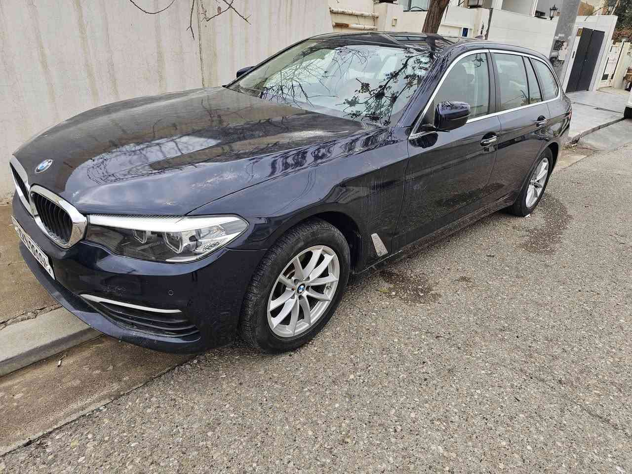 السلام عليكم للبيع BMW 520i
موديل 2018 السيارة بيها اربع قطع صبغ فقط جمالية بدون حادث السيارة جدا نضيفة خارج وداخل وصفر مسج حداده جديدة تخم تاير باتري جديد محرك كير جديد السيارة بدون نقص 
السعر 13500$ يعني دفتر و35 ورقه وبيها مجال جدا قليل 
رقم اربيل الوكاله بأسمي السنويه نافذة 2028

السيارة موجوده بالبصرة منطقة الفيحاء 

***********
