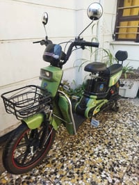 دراجه شحن • حجم ٢٠ • ٥ بطاريات