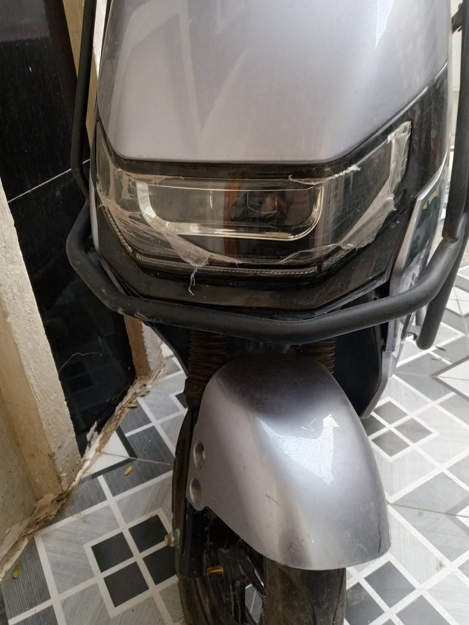 سلام عليكم ورحمه الله وبركاته دراجه شحن البيع سبع بطاريات تايرات جدد كشر حلوو شخط مامشخوط درع العنوان بغداد الحسينيه سعر 500قفل ***********
