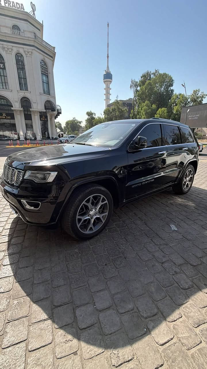 جيب اوفرلاند موديل ( 2020 )وكاله المهند سياره (خليجي )  مواصفات فول مكفول كفاله عامه ✅️  
ثلاث شاشات . سياره كله بشرط على وضع الشركة .
باج تضليل صادر من مرور اربيل مدة سنة 
🔹 6 سلندر ( 3600) 
🔸️ماشية ( 46 ) حقيقي فقط.
🔹جكات تصعد وتنزل
🔹5 مودات قيادة 
🔹️سقف بانوراما . شاشه كبيره وسطيه . 
🔸️مقاعد جلد 
🔹زراك لايت 
🔸دفع رباعي 4x4
‏🔹مراقبة النقطة العمياء .
🔸️كشنات تدفئه وتبريد.
🔹️كشنات كهرباء و تحكم .
🔹️كشن خزن ستيرن هيتر. 
🔸️ستيرن تحكم كهربائي .
🔹️لايت ليد + لايدزينون 4 عدسات 
🔸️مرايا هيتر -مرايه حساس .
🔹️اوتو بريك -اوتو ترافلايت
🔸️اوتو ستارت.
🔹️تحديد سرعه.
🔹️15 سماعة- دمام بالصندوق بلادي  
🔸️تبريد مركزي - صندوق شفط 
🔹️ تشغيل عن بعد.
🔸️يدات نيكل +يدات بصمه .
🔹️ مرايا رادار . 
🔸️سبير منازل .
🔹️دعاميات حساسات . 
🔸️ محرك وكير بشرط .
وباقي مواصفات الاوفرلاند معروفة
🟡مكفوله كفاله عامه 

🔴 رقم بأسمي شخصي تحويل مباشر .
مكان السياره بغداد 
السعر 31 قابل للتفاوض 
***********
