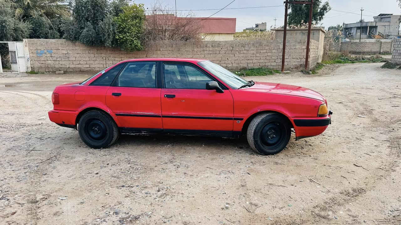 سلام وعليكم سياره اللبيع اودي مامسجله ادوات محرك وكير شرط وصدر جديد كهربيات كلها شقاله اسياره كله شركه السعر 13 وبيه مجال ومراوس يرهم *********** مكان السياره الشرقاط بعاجه
