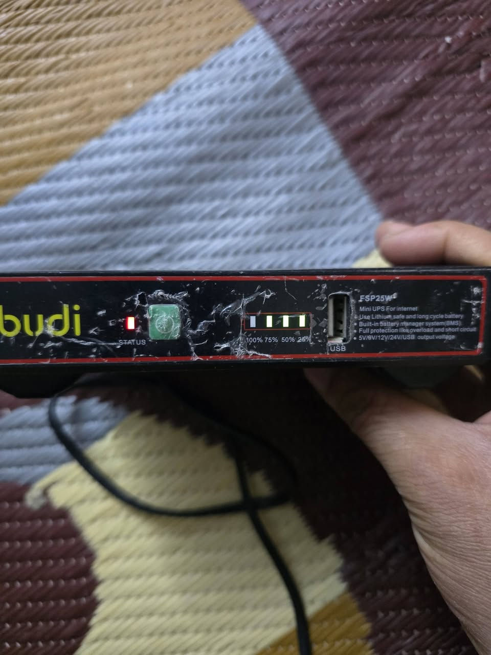 للبع ubs شغال %100 
3 ساعات يشتغل بدون كهرباء 
سعر 15 قفل


**إذا كنت صاحب هذا الإعلان وتريد حذفه لأي سبب، رجاءا أرسل رسالة إلى الدعم الفني**