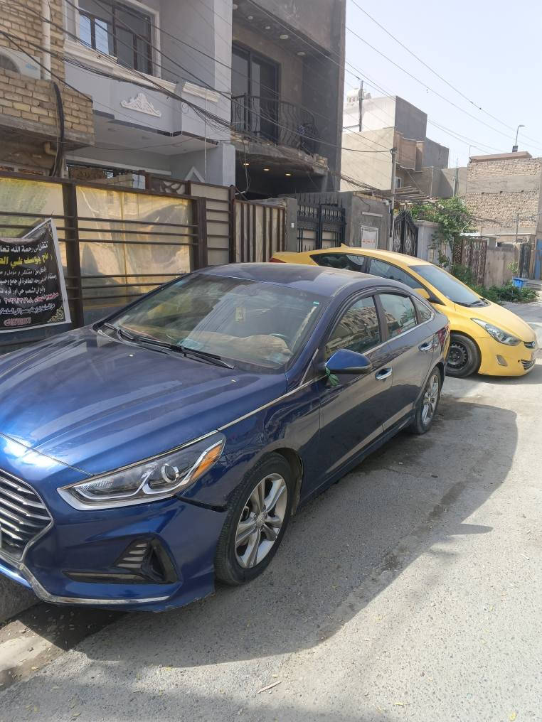 السلام عليكم سوناتا للبيع 2018 مواصفات نص 
السيارة حادثها بسيط كما موضح بالصورة السيارة ماشية 57 ميل السيارة نضيفة بس بيها كم ملاحضه
*********** بغداد, العراق
