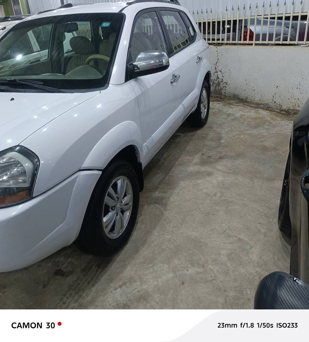 توسان خليجي موديل2010
قطعتين صبغ
ماشية 157
باسمي 
***********
