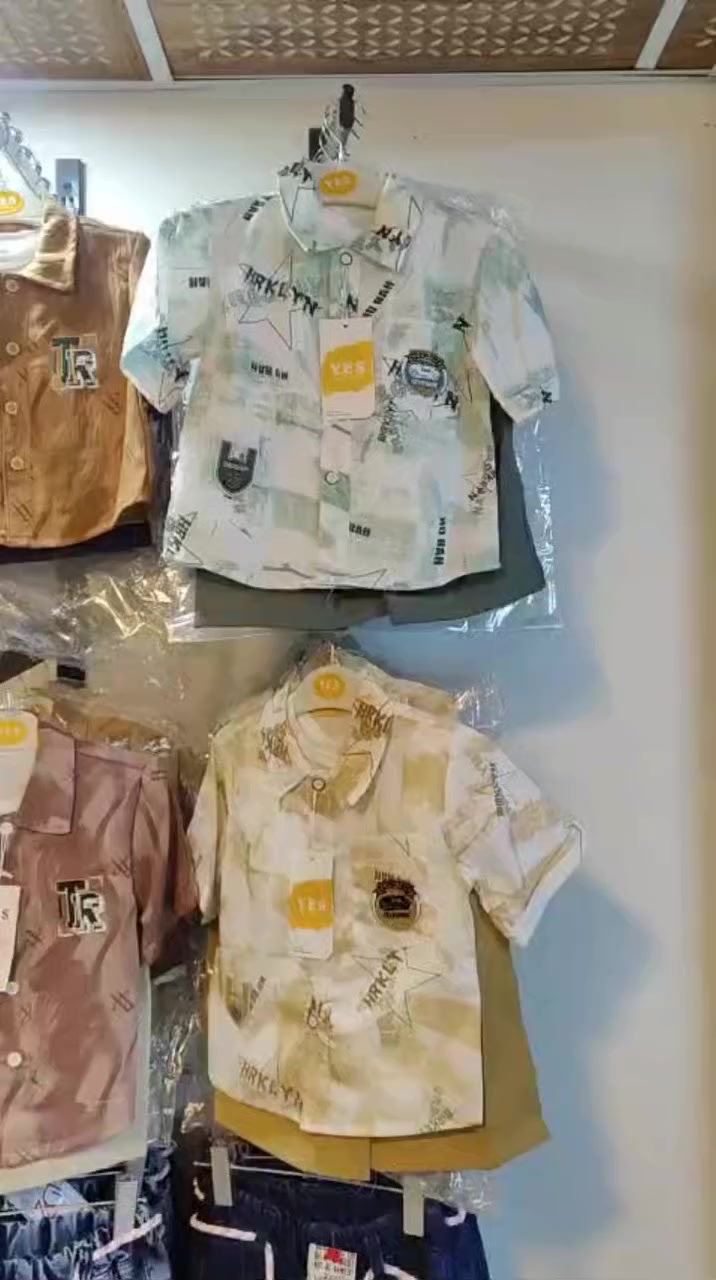 #يالله 
 #عرضض #خاصصص
طقم ولادي متكون من ٣قطع 
 #السعر ب8.000بسس💣💣
 #قياس١/٥سنه


**إذا كنت صاحب هذا الإعلان وتريد حذفه لأي سبب، رجاءا أرسل رسالة إلى الدعم الفني**