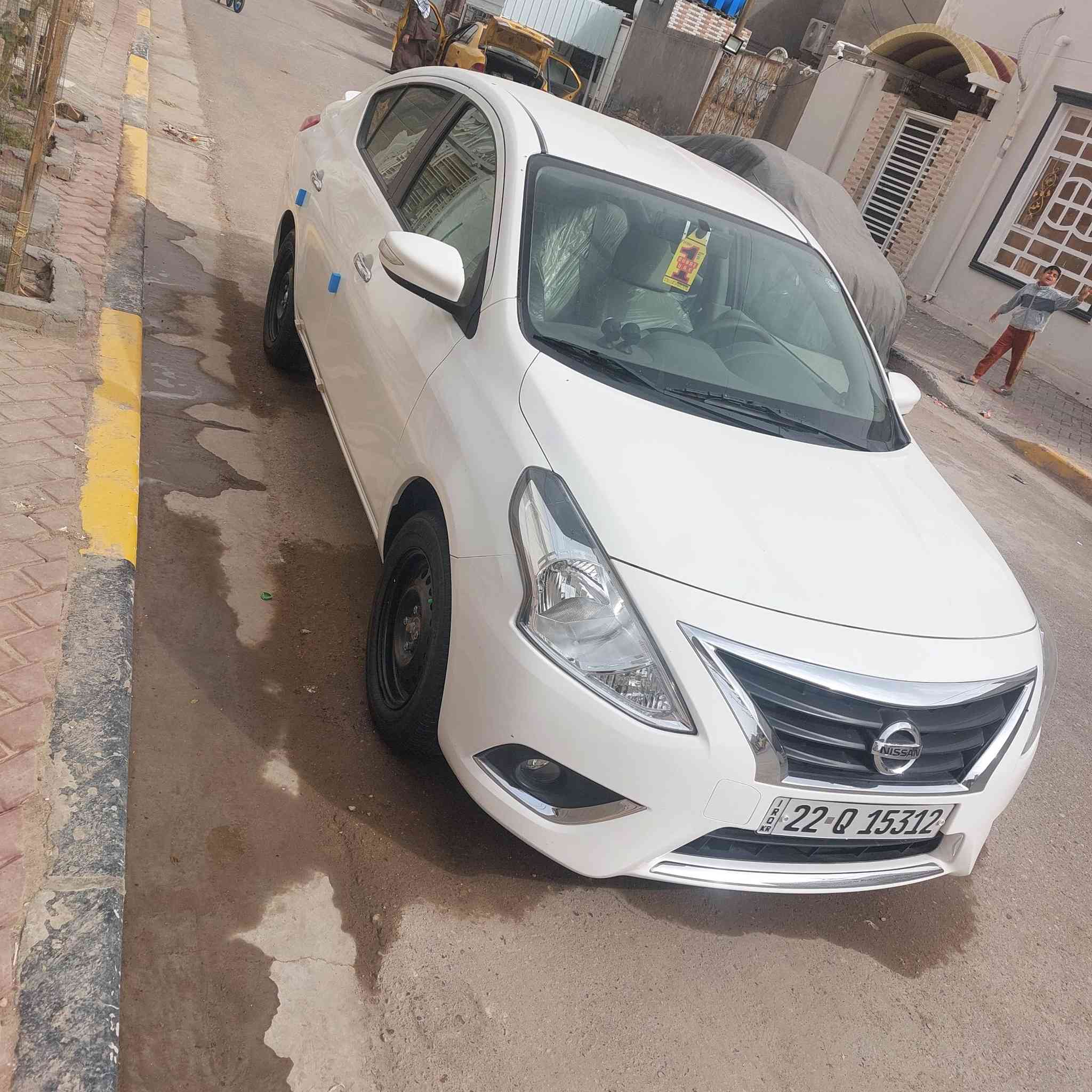 سلام عليكم للبيع 
نيسان صني 
موديل ٢٠٢٥ 
كفاله عامه 
ماشيه ١٢ الف 
مفروشه كشنات جلد 
فول مواصفات 
تريد وكاله تريد تحويل 
رقم اربيل 
السعر ١٢٤ بيه مجال 
الاتصال ***********
