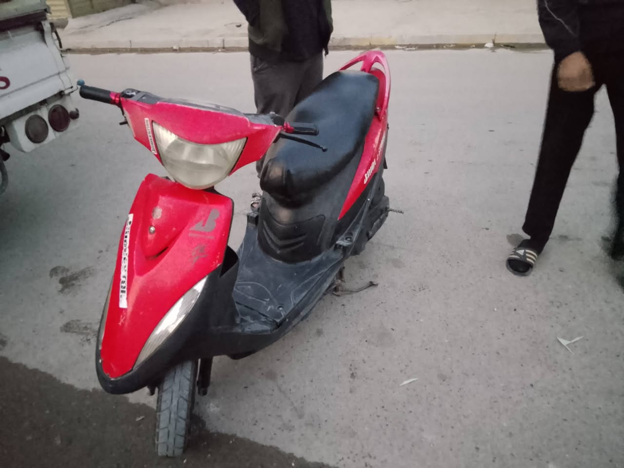 سلام عليكم دراجه ماكس عدله دراجه نضيفه بيه خيط تبخير نقص فج والسلف عطلان تشغيل هندر واحد الدراجه 450 وبيه مجال العنوان بغداد/ مدينة الصدر الحبيبية
***********
