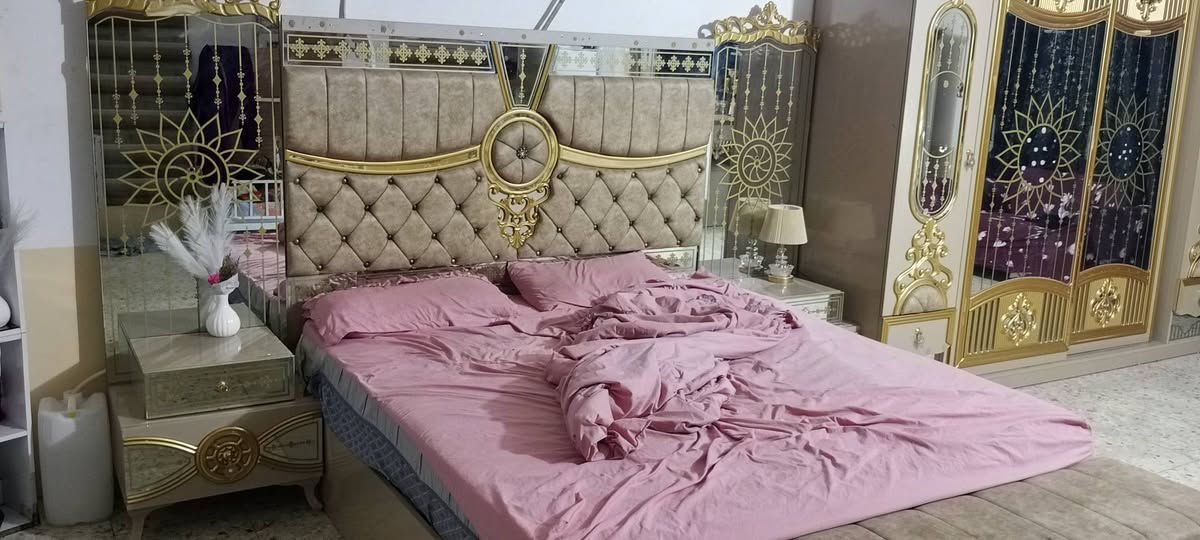 غرفه تركيه لبيع 800
 وبيه مجال مستعجل عله بيعته لمو شراي ليراسل


**إذا كنت صاحب هذا الإعلان وتريد حذفه لأي سبب، رجاءا أرسل رسالة إلى الدعم الفني**