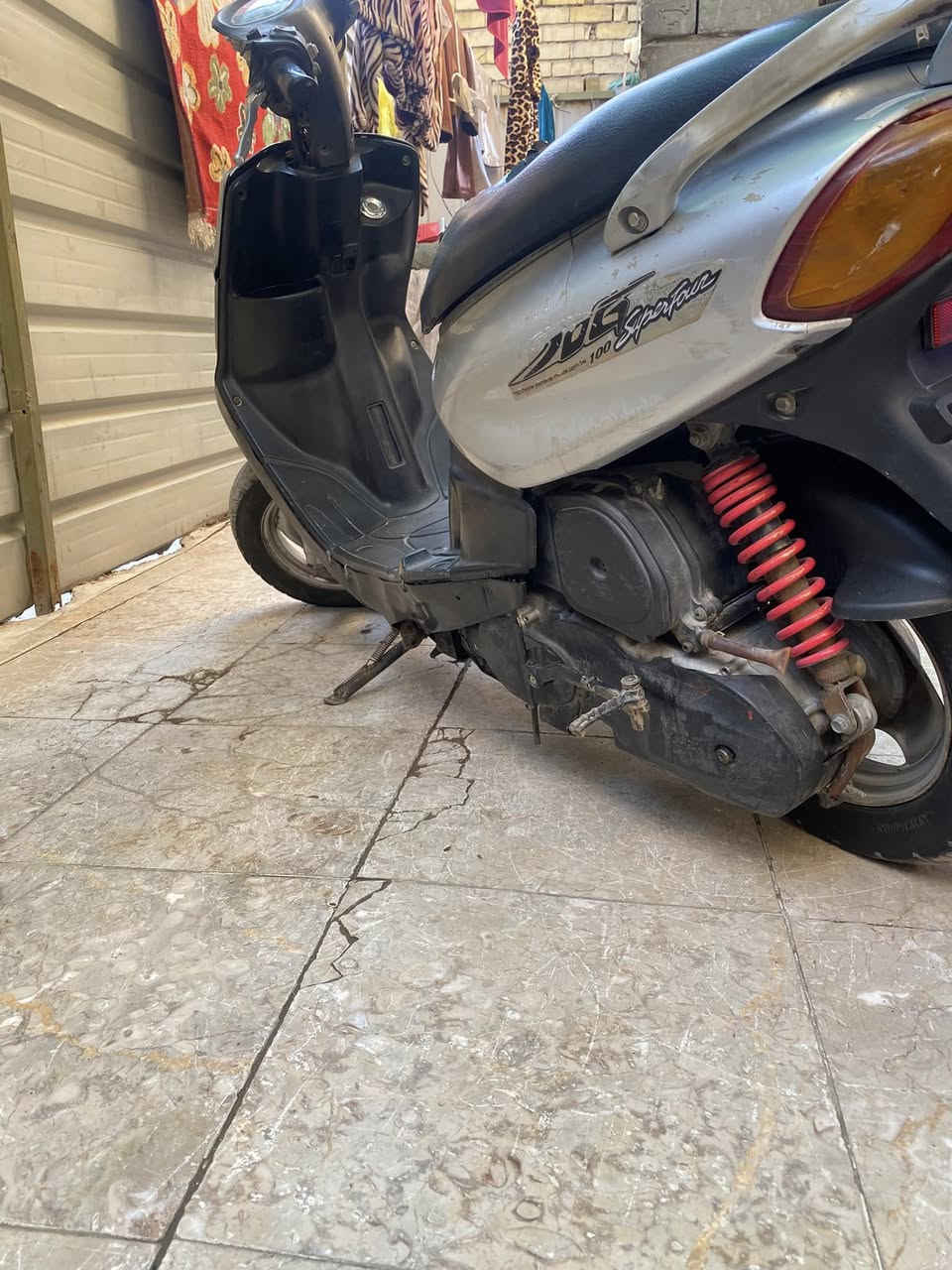 ماكس قجمه نظيفه وحلوه بيهه نواقص بسيطه رايدهه ب250 وبيهه مجال بسيط  رقمي ***********
