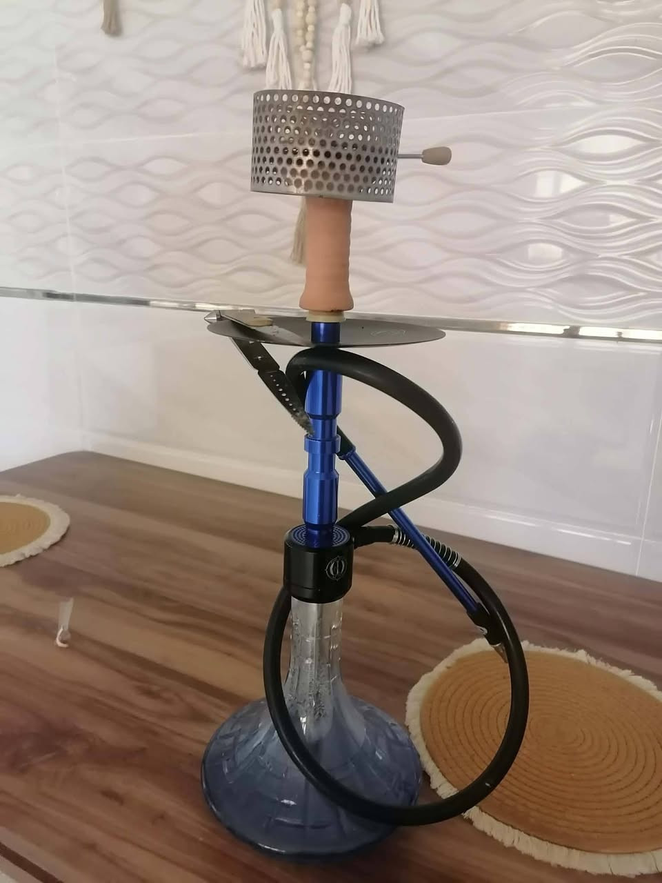 نركيله الماني قزم مستعمل قليل السعر40.000 وبيها مجال للتواصل ***********
