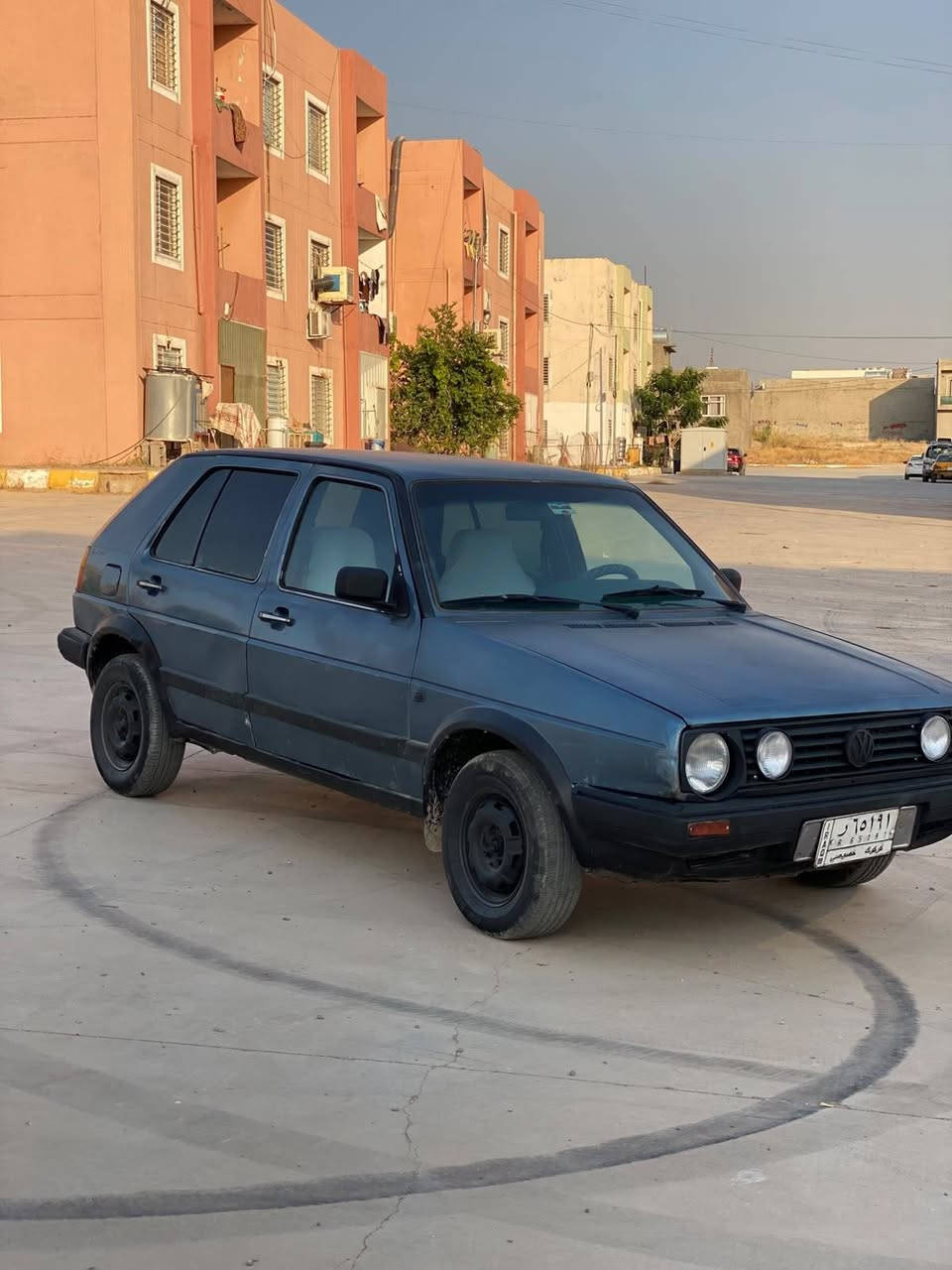 فوكس واكن1989
محرك 18 بلادي
كير اوتوماتيك
مشروع وطني
سنويه جديد 
بطاقه بنزين بي 
كيج بانزين شغال 
صدرامامي والخلفي شرط 
كيج حماوا كيج سرعه كله شغال 
كهربائيات كلها شغال

عنوان كركوك.    

***********
*********** كركوك, العراق
