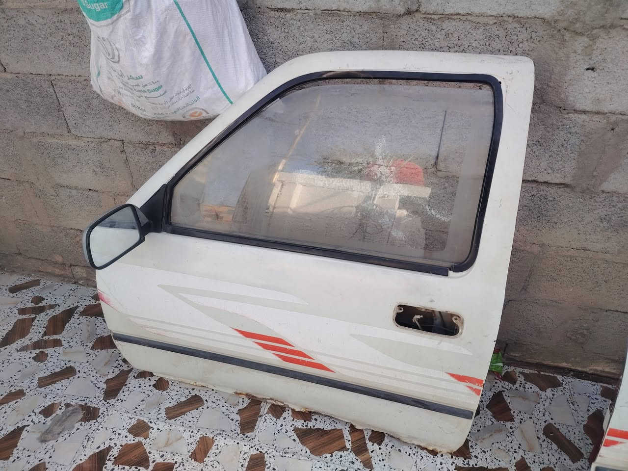 سلام عليكم بيبان للبيع مديل ٩٧ بلاديات وشوف العين الاستفسار ***********
