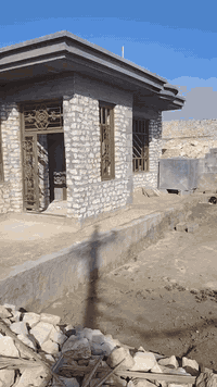 النتيجة النهائية (الإتقان): (مثلاً: "عندما تختفي الأنابيب خلف الجدران،...