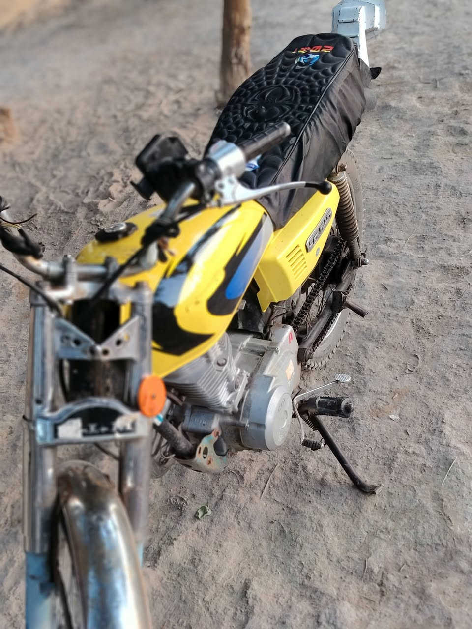 سلام عليكم من رخصت مدير الكروب دراجه نامه اربعه كير نضيفه توني شادلها غراض جدد موديل 19 كلك كلك وهاي كدامكم بل تصوير سعر 400وبيها مجال قليل حك جيه مكاني ديوانيه قضاء الحمزه شرقي رجاءن المو شراي لا يدخل وليريدها يتفضل خاص مفتوح تحياتي 🫡


**إذا كنت صاحب هذا الإعلان وتريد حذفه لأي سبب، رجاءا أرسل رسالة إلى الدعم الفني**