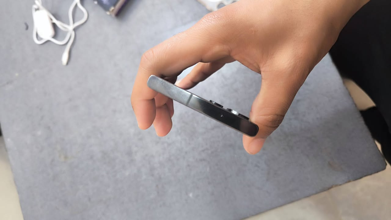 سامسونك s23الترا
ذاكره256  12
بعده لك شخط ما بي سعر 750وبي مجال مكاني تكريت الديوم


**إذا كنت صاحب هذا الإعلان وتريد حذفه لأي سبب، رجاءا أرسل رسالة إلى الدعم الفني**