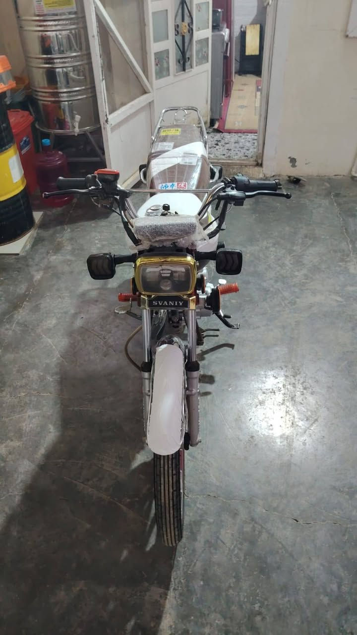 سلام عليكم ايراني سيفان لبيع محرك 200 ضاغطه وسنجيل موديل 2025 دراجه بعده جديده زيرو مستعجل ع بيعته
سعره 800 بيه مجال 
***********
