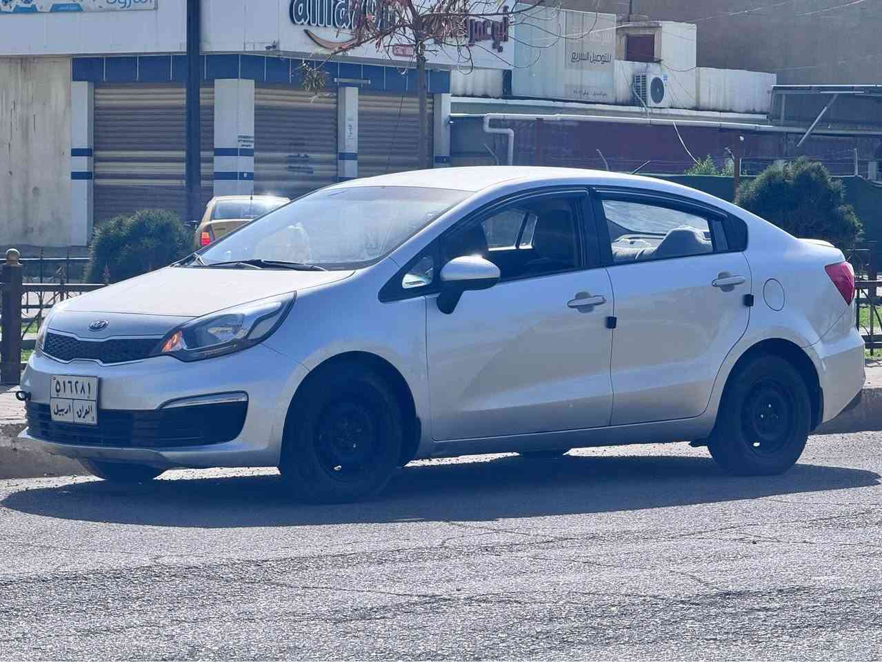 السلام عليكم 

🔴كيا ريو 2017 

🔴محرك 16 دوش شرط 

🔴كير atf شرط 

🔴تبريد + تدفئه شرط 

🔴 تحكمات ستيرن 

🔴 كروز سرعة 
                                           ( السعر 88 وبيها مجال )
4 قطع بدون دواخل  جماليه 
سوونارها مرفوق مع الصور 
*********** موصل, نينوى
