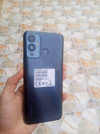 انفنكس هوت 12 • ١٢٨ • نضيف