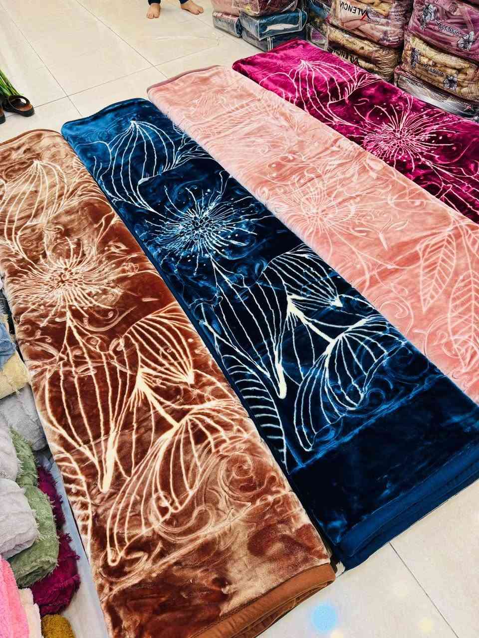 اذا مو سوفت الاصلية اخسر مليون ع قطعة 😍🔥
وصول بطانية طبقتين 8 كيلو ✨💪
نفرين قياس 220*240
#مجمع_الكلمة_الطيبة3 #قرية_الغدير #متوفر_توصيل_جميع_المحافظات #واتساب*********** #واتساب***********
