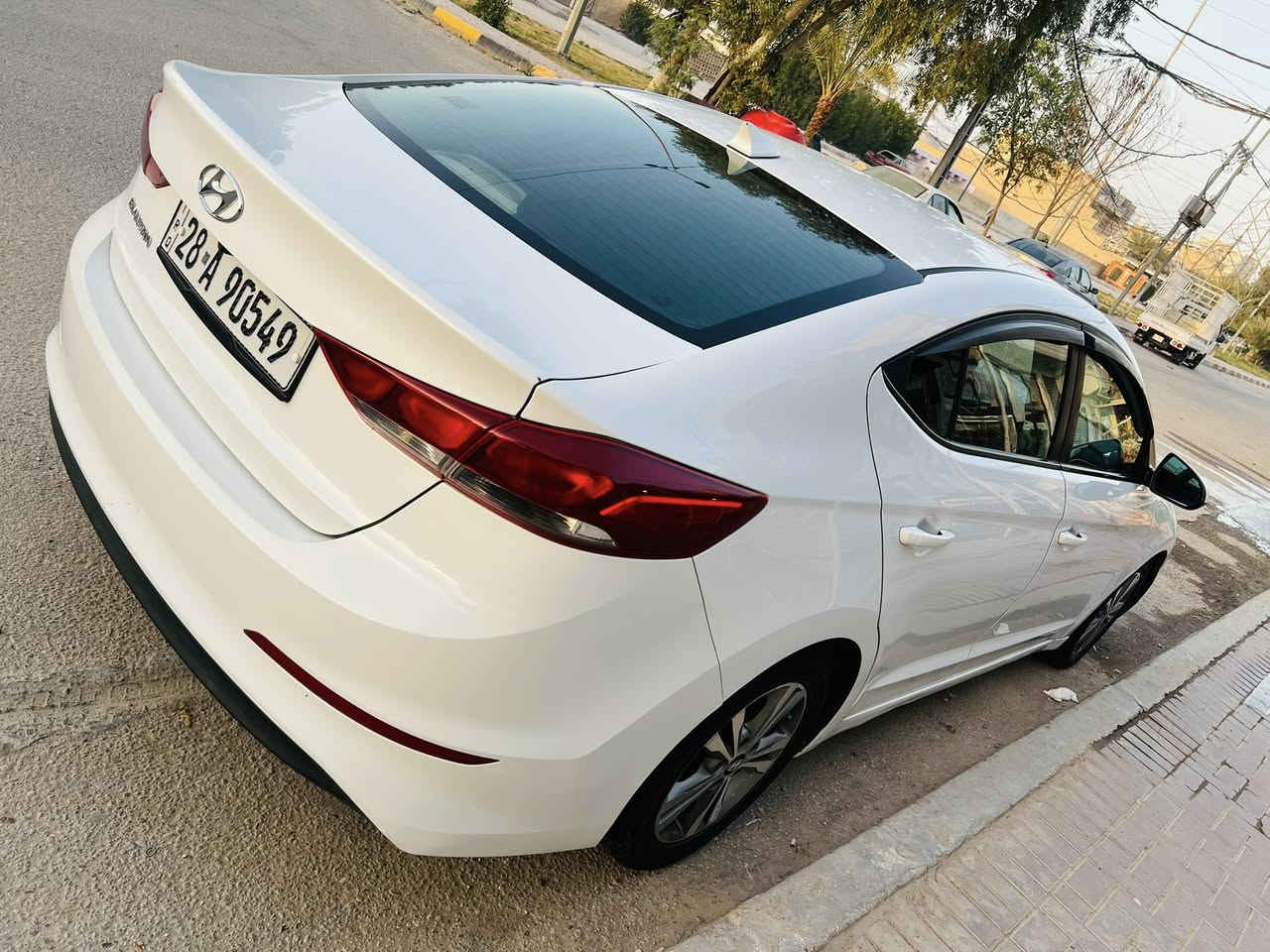 السلام عليكم 
النترا 2018 وارد امريكي محرك 2000 دوش حادثه جاملغ وشويه من البنيد السياره جاهزه  تبريد حداديه تخم تاير منظومه غاز+ داش كام رقمها نجف انكليزي 
مكانه نجف السعر 128 بيهه مجال 
اتصال واتساب ***********
