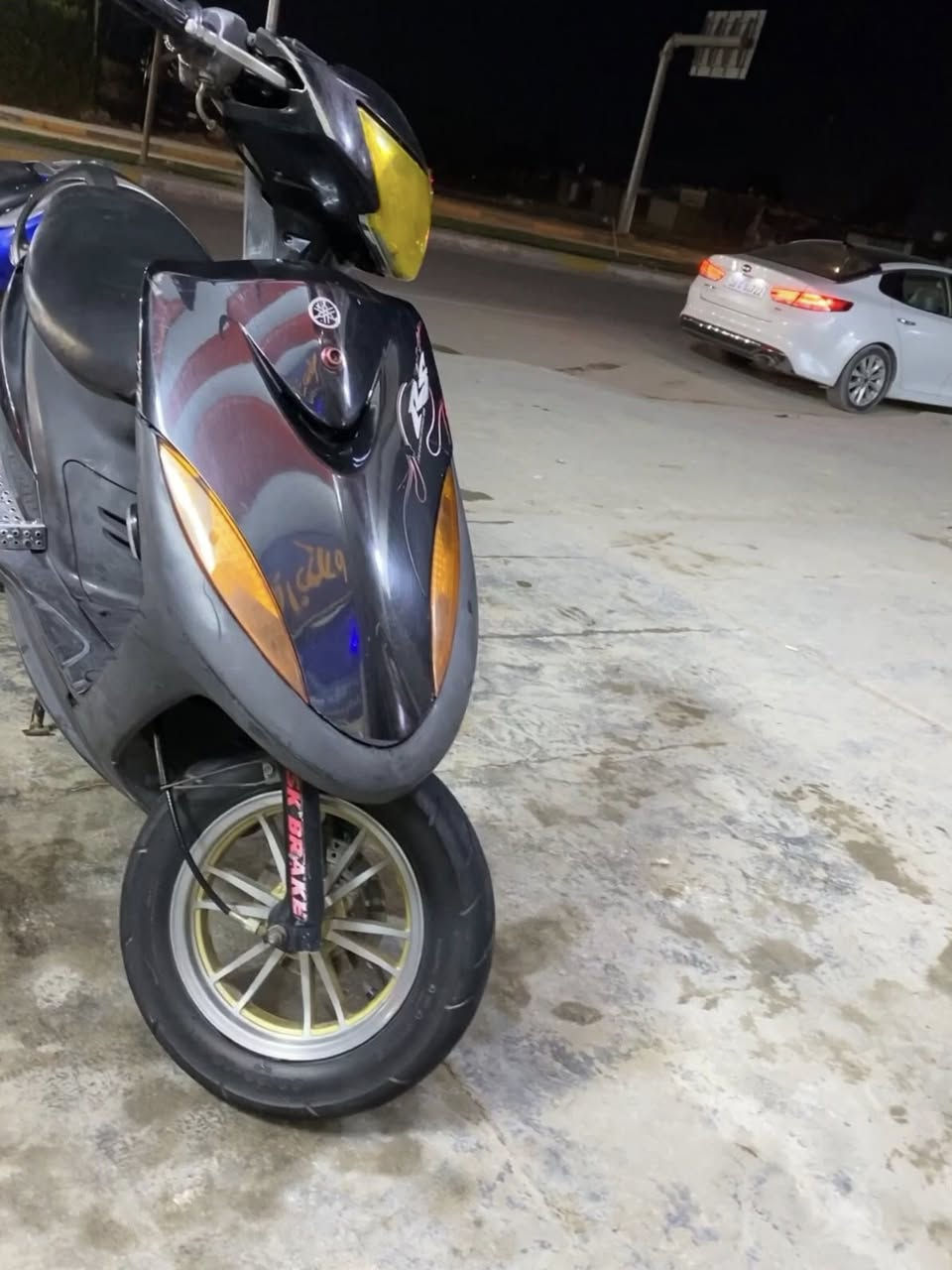 ماكس عدله للبيع 
بيها ويل نجمه اصلي 
وقاعده رقم ارجي اس 
بكلايت وشاير اربع ولفات 
مكينه بلاديه ما مفتوحه
كلج خلفي رياضي 
ملقط رياضي 
الدراجه احله من الصور 
سعر ٨٥٠وبيها مجال للشراي 
مكانها كربلاء حي السلام قرب محطه الغاضريه 
***********
