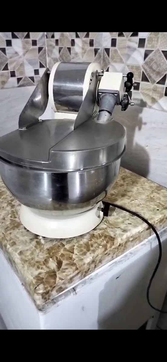 عجانه للبيع ستخدام قليل 7كيلو سعر 200 شرايه تجي خاص


**إذا كنت صاحب هذا الإعلان وتريد حذفه لأي سبب، رجاءا أرسل رسالة إلى الدعم الفني**