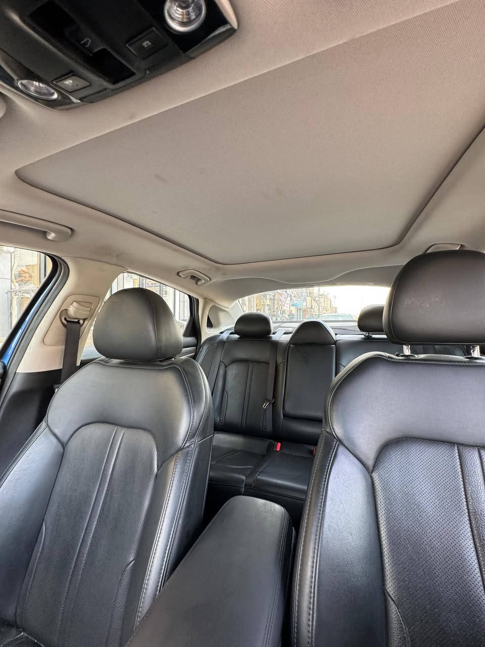 K5
مديل ٢٣ فول الفول للبيع بسعر ١٩٠ وبيه مجال 
ماشيه ٤٥ الف محرك تيربو ١٦٠٠
صور الحادث على وات ساب 
الرقم ***********
