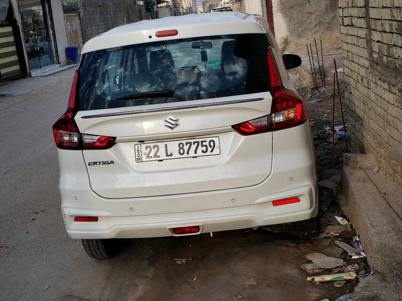سيارة سوزوكي إرتيجا للبيع، لون أبيض بحالة ممتازة مثل الجديد، استعمال خفيف. السيارة واسعة ومريحة وتأتي بكافة المميزات الحديثة مثل الشاشة اللمسية ونظام القيادة السلس. مناسبة للعائلات وتوفر تجربة قيادة مريحة ومتعة.