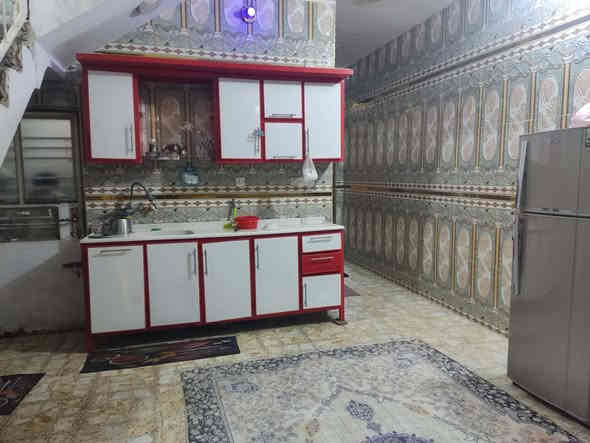 السلام عليكم  دار للبيع 100 متر طابق واحد كافت خدمات سند 25 بغداد الكمالية كاع ابو رشاد ***********
