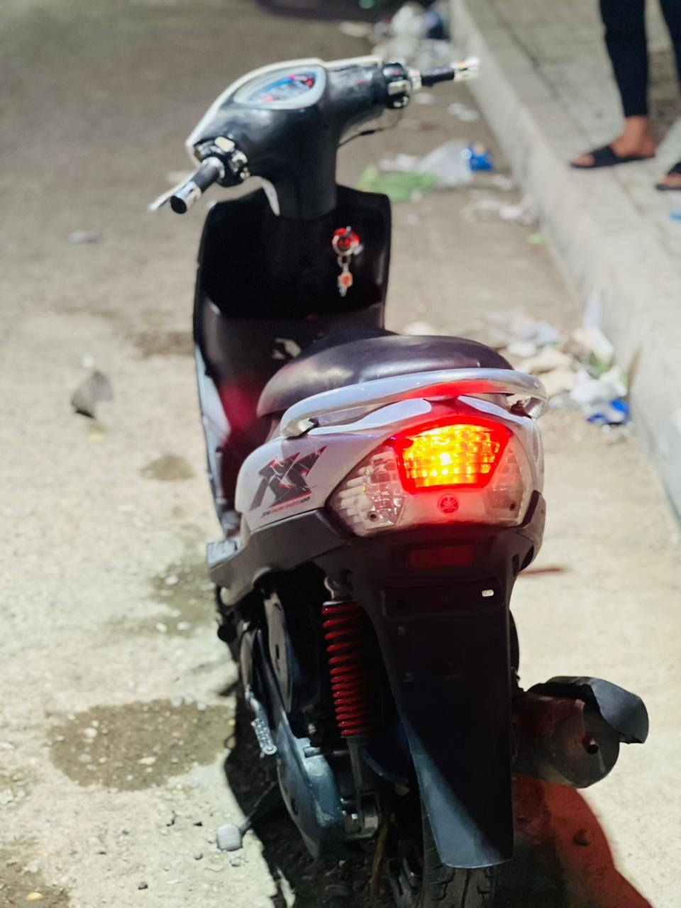 السلام عليكم
للبيع ماكس عدله دراجة كلهة بلاديه برغي مابيهة تجاري 
سعر 750 مكان بغداد الكماليه ***********
