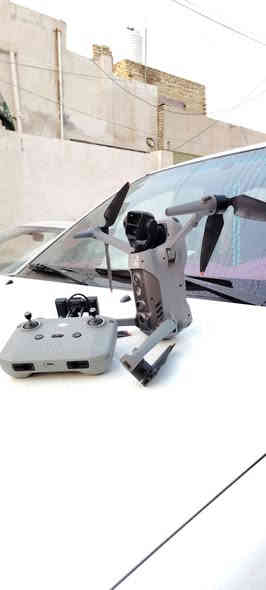 سلام عليكم
اير 3  للبيع
Air 3
نظافة 99% اخو الجديد 
ابيع بضمانتي 
ملحقات كدامك بالصورة 
مكاني ميسان
رقم الهاتف ***********
