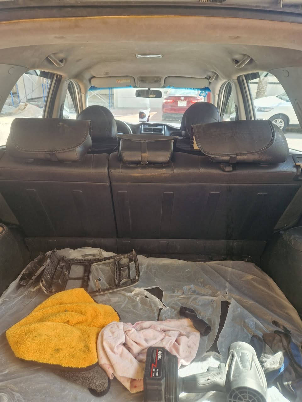 سبورتج 2010
السعر  113
مكفوله من الصبغ
بس دعاميات صبغ
ملاحظات بالكشر بسيطه
محرك وكير مكفول
صدر ممتاز
كدامك رقم الجديد
العنوان بغداد الكرخ العامريه
***********
***********
