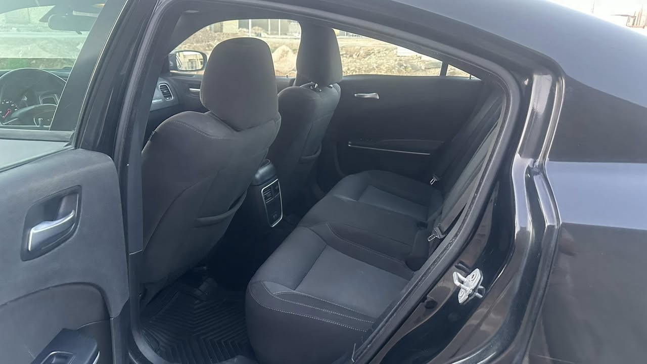 السلام عليكم جارجر للبيع موديل 2020 مواصفات sxt وارد امريكي الضرر خلفي
السعر 198 ورقة للاستفسار ***********
