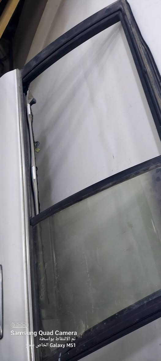 السلام عليكم 
بيبان سيدان للبيع مال حاويه مامصبوغات كاملات عده البطاين  ٣ بيبان  بعدهن بنايلون مالتهن


**إذا كنت صاحب هذا الإعلان وتريد حذفه لأي سبب، رجاءا أرسل رسالة إلى الدعم الفني**