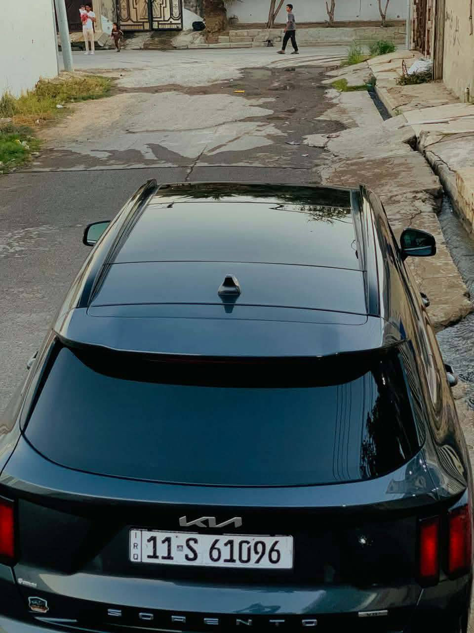 سلام عليكم سورنتو مديل 22 محرك توربو 
كشنات منفصل 
لايت زينون 
كير محرك شرط 
رقم بغداد شرط التحويل+الوكاله 
السياره فول 
رادارات امامي وجانبي وخلفي 
بنوراما 
كمراه امامي و خلفي 
تحديد المسار 
السياره فووووول فوووول يعجز السان عن مواصفاها 
السعر 228 وبيها مجال 
***********
***********
