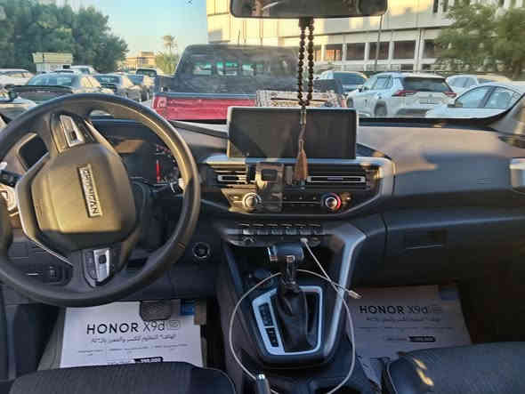 السلام عليكم بيك اب شانجان ٢٠٢٣ ماشية ٥٠ الف للبيع مكفولة على وضع الشركة حرة مواصفاتها معروفة السعر ١٨٥٠٠ دولار تلفون *********** واتس
