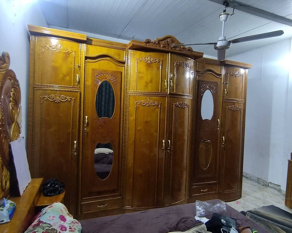 كنتور صاج جديد استعمال اسبوع  6باب وملاحق السعر 600وبي مجال عنوان بغداد حي الجهاد
***********واتساب
