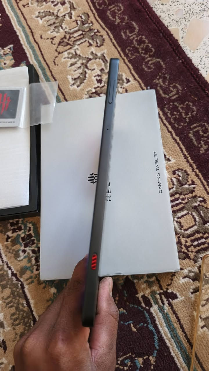 سلام عليكم ايباد ريد مجك استرها جهاز نضيف كلش  مستعمر قليل  بطاريه 100سعر 800 وبي مجال *********** مكان كربلاء
