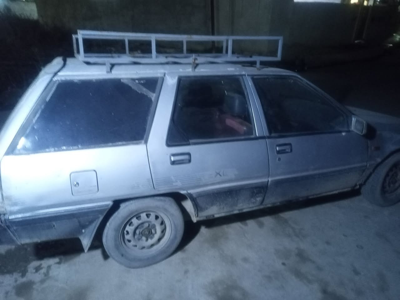 سلام عليكم للبيع مستبوشي لانسر بيها صرف بس؛ شغاله بيها وكاله عامه من الشرعي وراعيها موجود السعر 800 الشاري يتصل *********** ///***********
